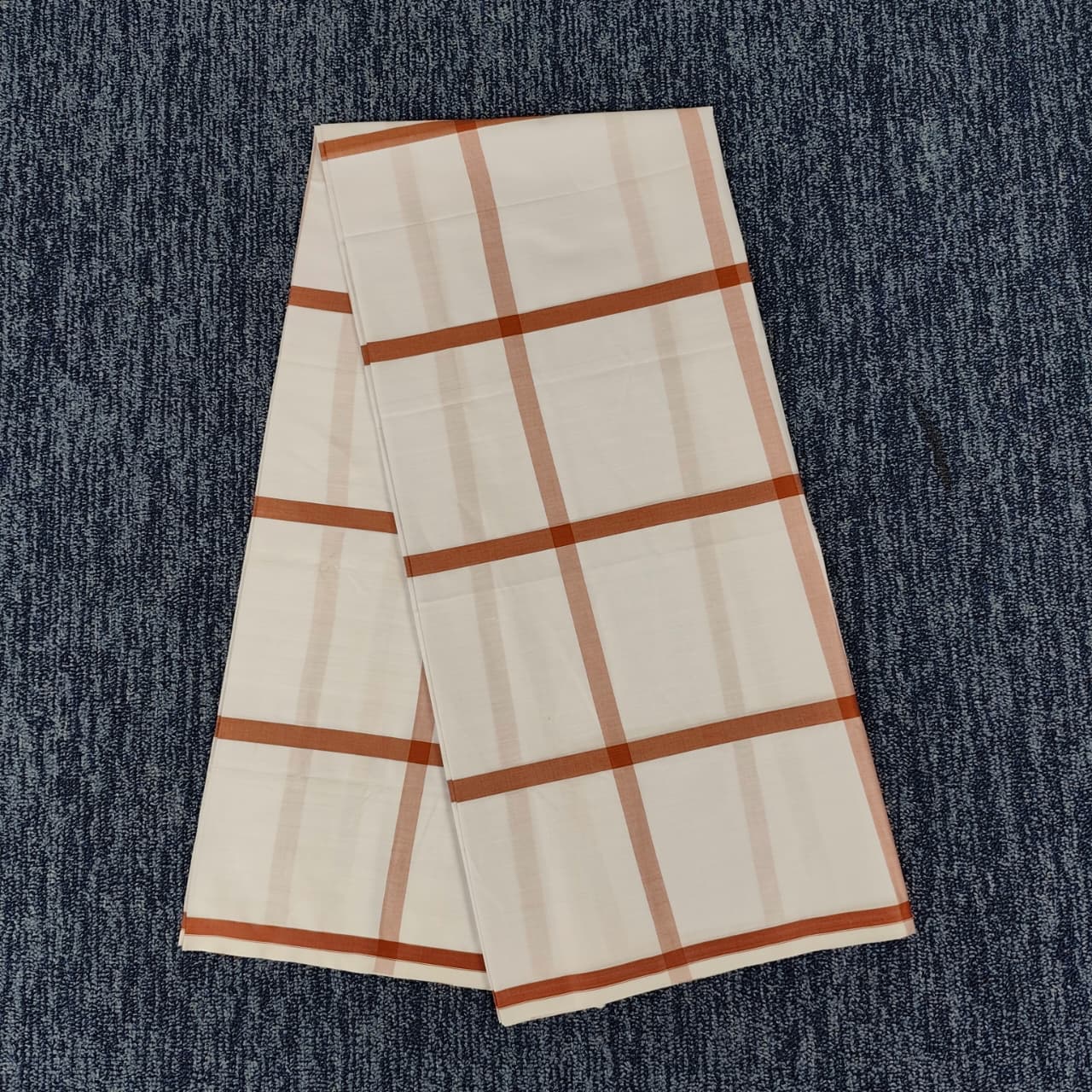 Talukdar Lungi C5526-D  – Premium Cotton (5.5 Hand)
