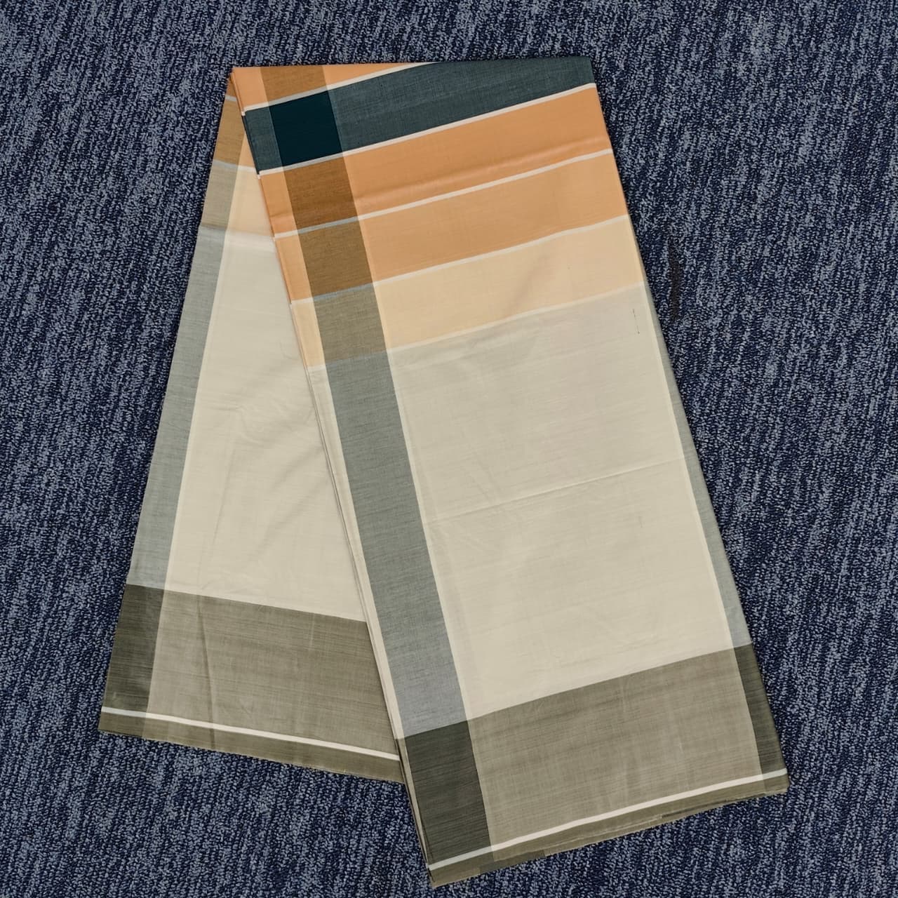 Talukdar Lungi C5505-B  – Premium Cotton (5.5 Hand)