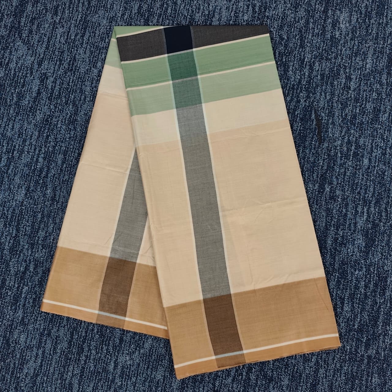 Talukdar Lungi C5505-A  – Premium Cotton (5.5 Hand)
