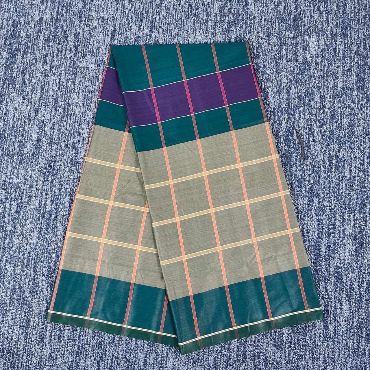 Talukdar Lungi C5512-C  – Premium Cotton (5.5 Hand)