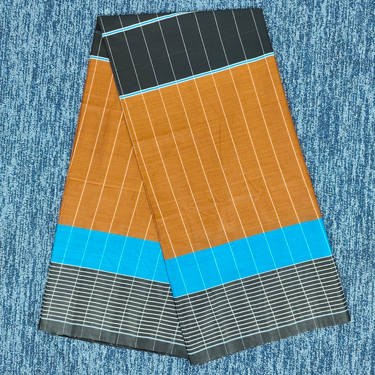 Talukdar Lungi C551O-E  – Premium Cotton (5.5 Hand)