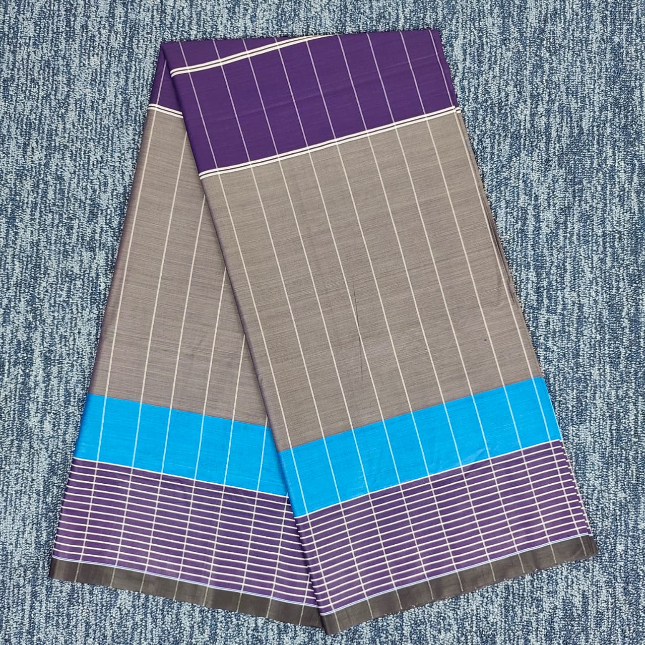 Talukdar Lungi C551O-A  – Premium Cotton (5.5 Hand)