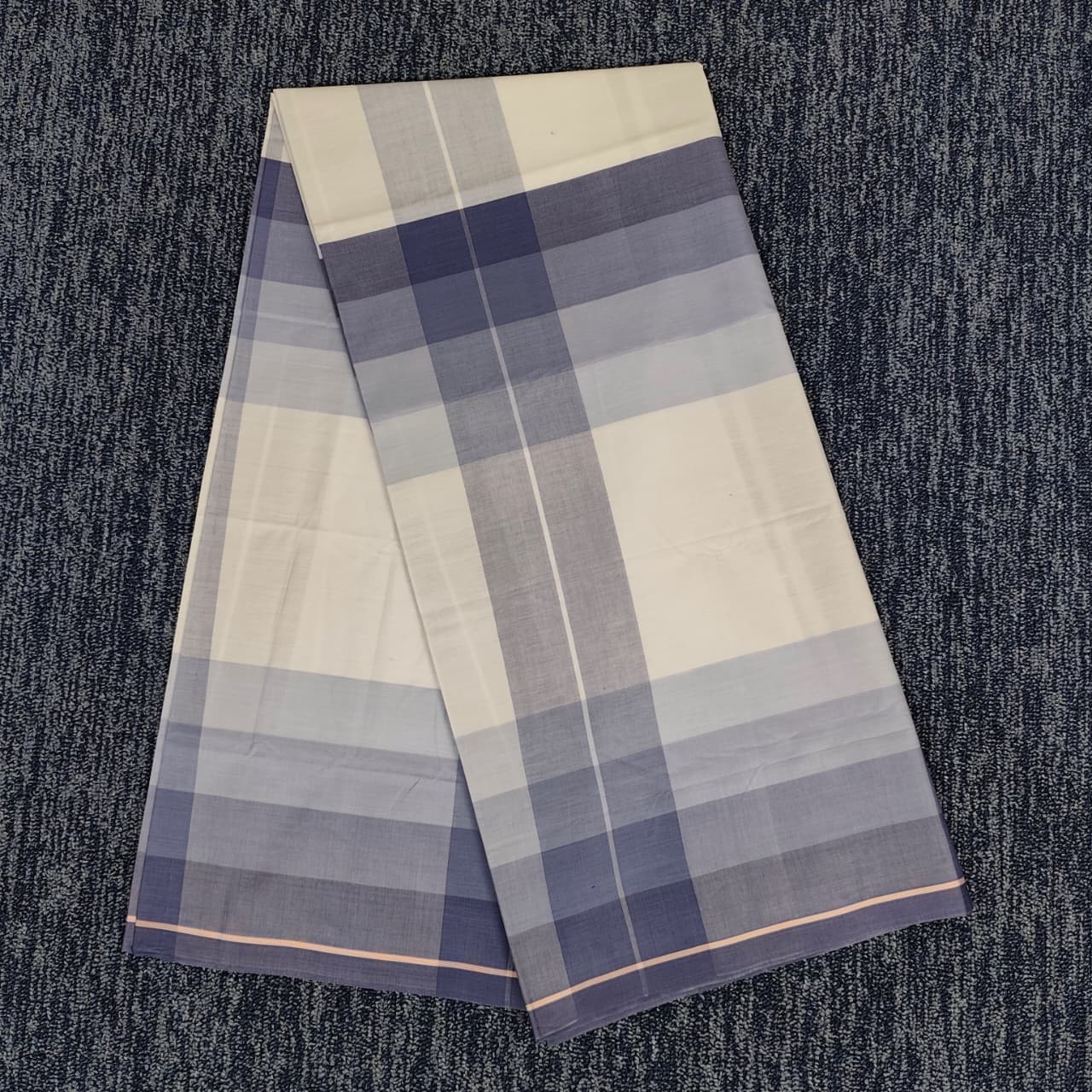 Talukdar Lungi C5514-D  – Premium Cotton (5.5 Hand)