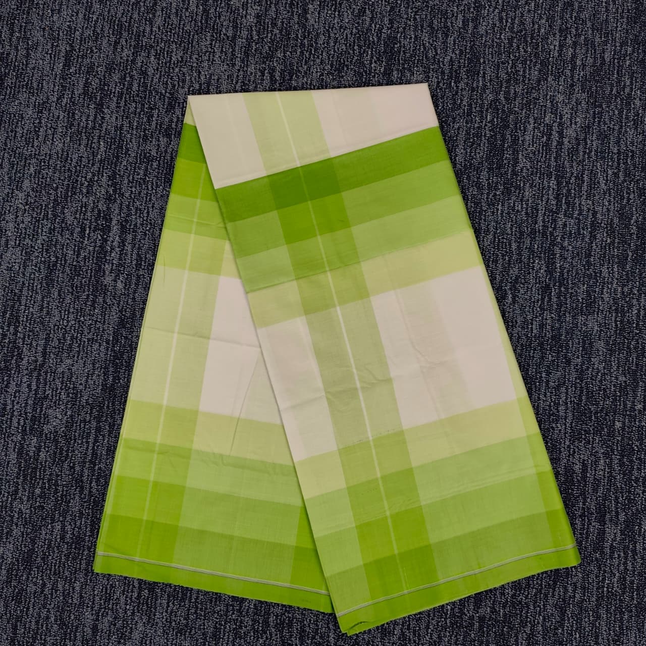 Talukdar Lungi C5514-B  – Premium Cotton (5.5 Hand)
