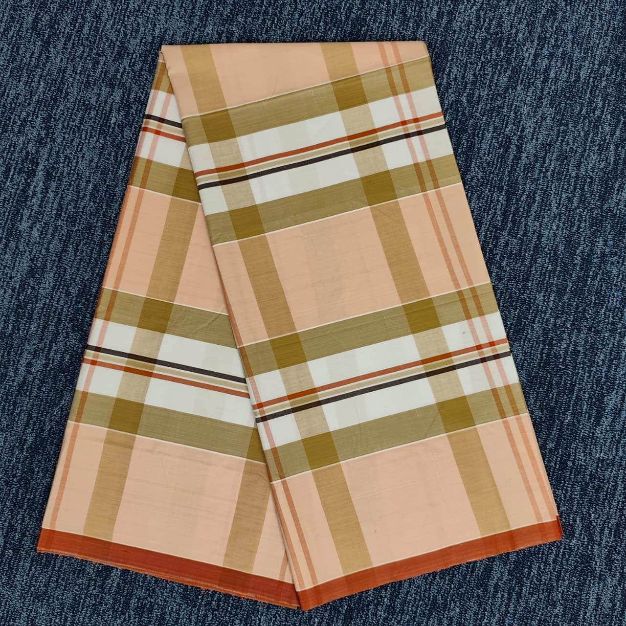 Talukdar Lungi C5519-D  – Premium Cotton (5.5 Hand)