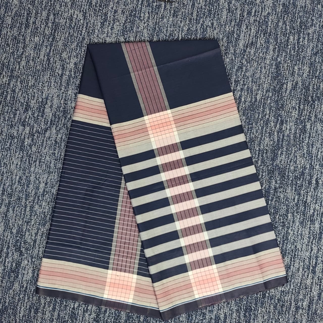 Talukdar Lungi C5522-A  – Premium Cotton (5.5 Hand)