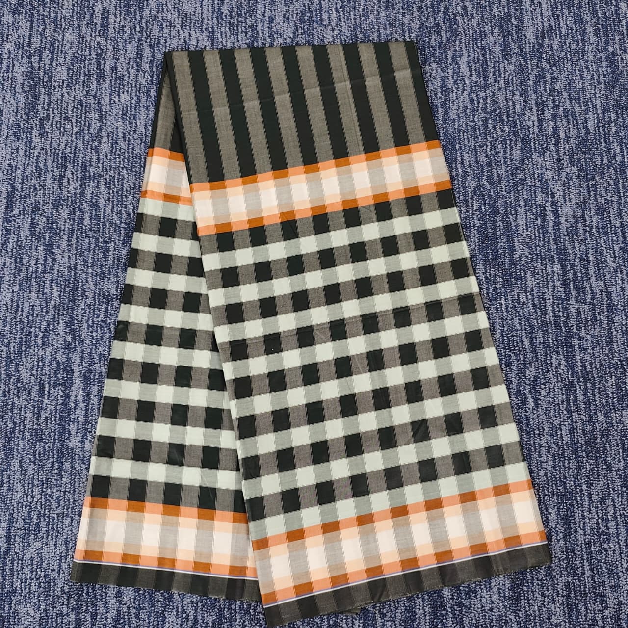 Talukdar Lungi C5524-C  – Premium Cotton (5.5 Hand)