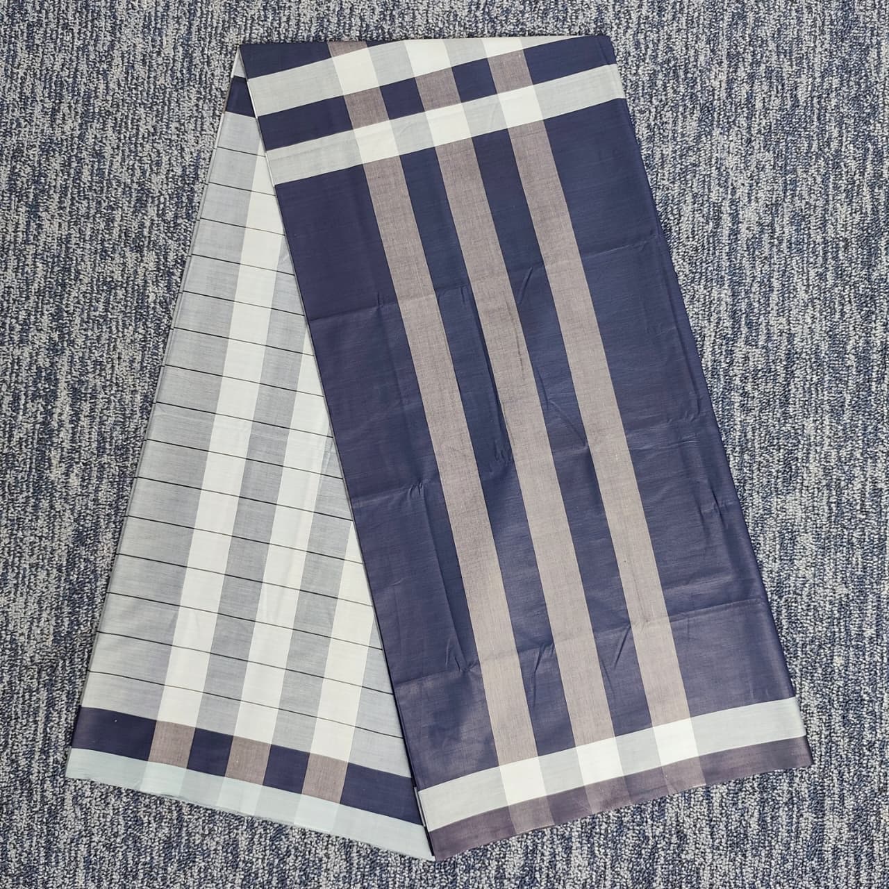 Talukdar Lungi C5520-A  – Premium Cotton (5.5 Hand)