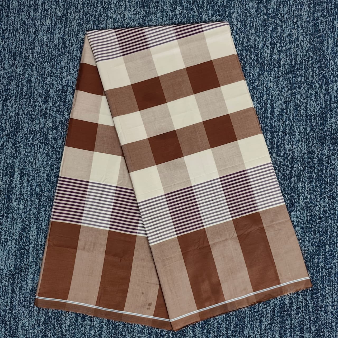 Talukdar Lungi C5527-D  – Premium Cotton (5.5 Hand)