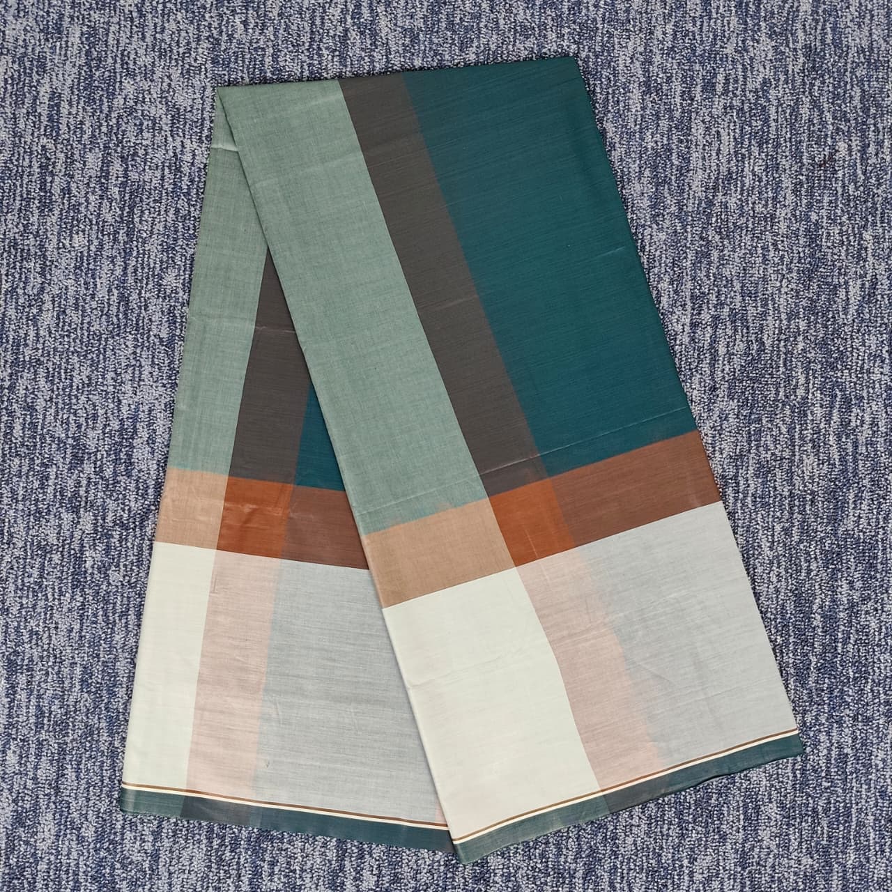 Talukdar Lungi C5005-A  – Premium Cotton (5 Hand)